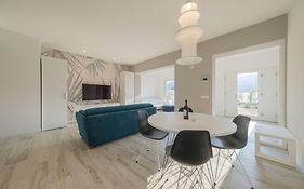 Apartmentsgarda - L'Isola Blu